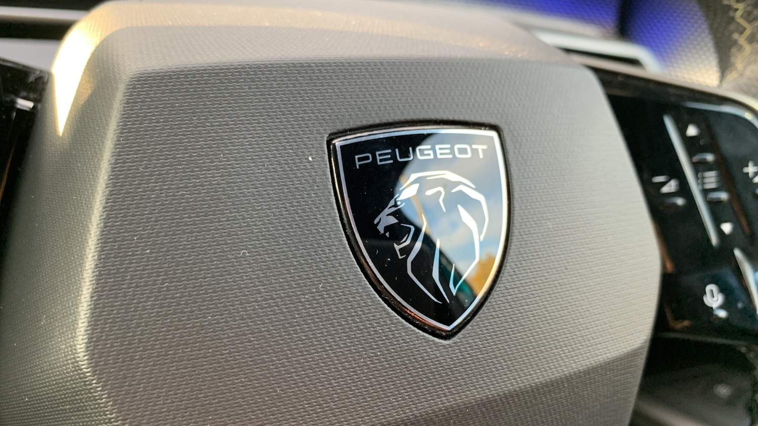 Used Peugeot 5008 2025 for sale - 76033035: Photo 28