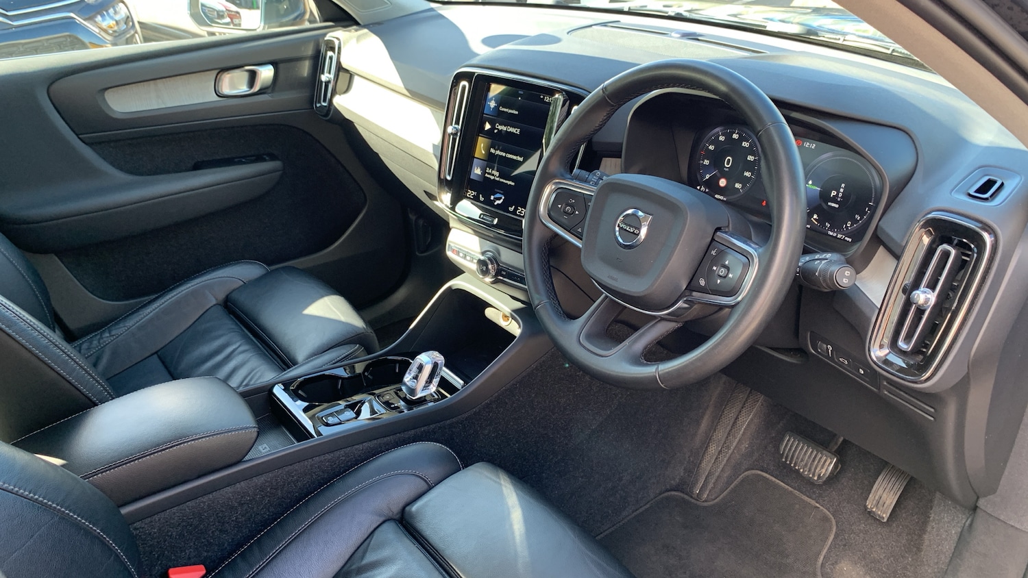 Used Volvo XC40 2022 for sale - 76003099: Photo 11