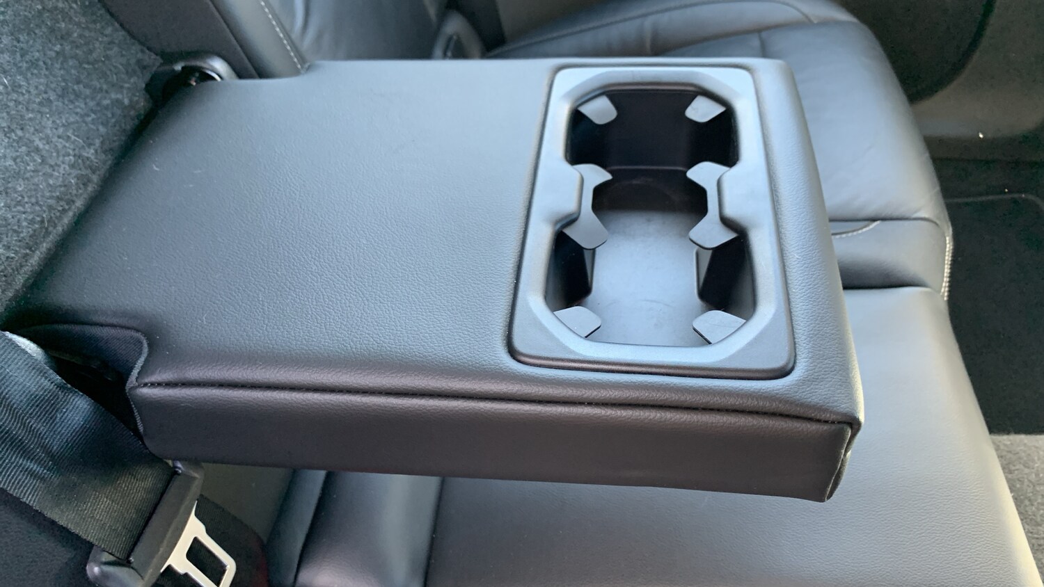 Used Volvo XC40 2022 for sale - 76003099: Photo 37