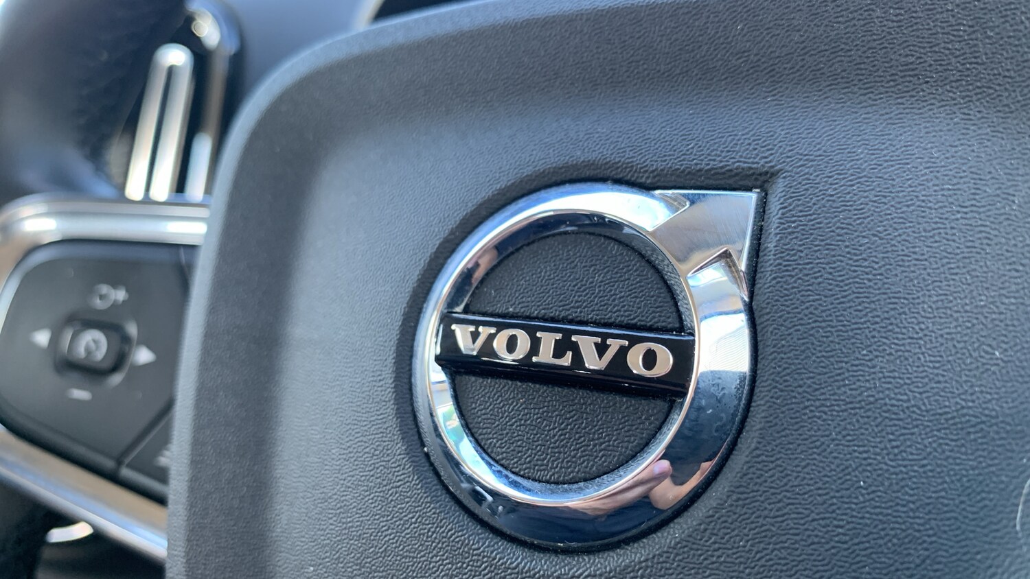 Used Volvo XC40 2022 for sale - 76003099: Photo 60