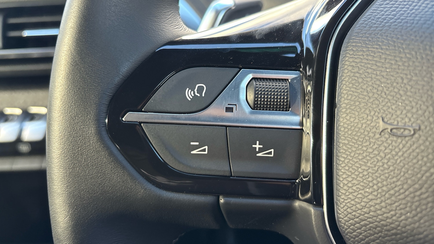 Used Peugeot 3008 2024 for sale - 76441666: Photo 23