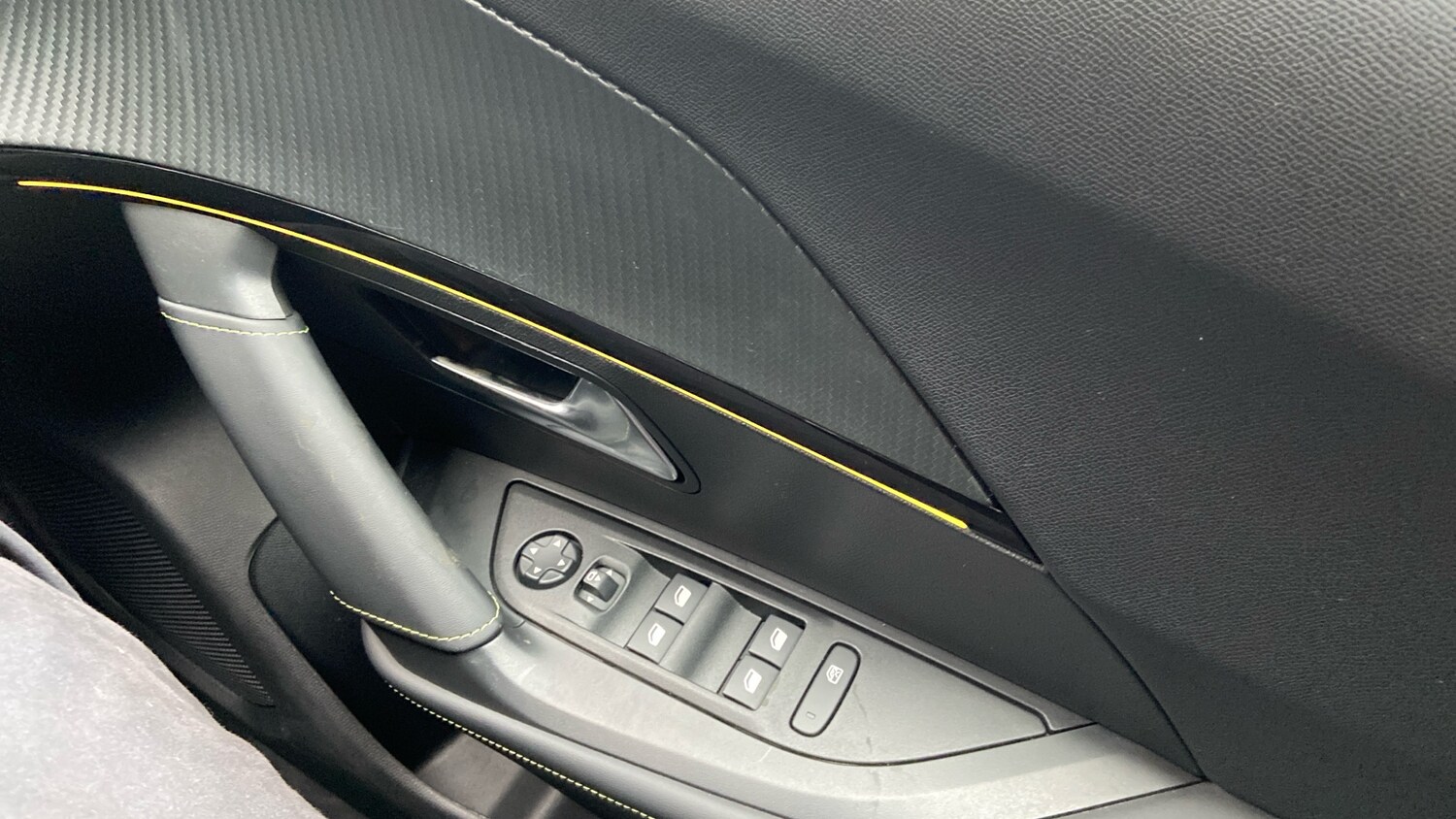 Used Peugeot 2008 2025 for sale - 76033036: Photo 22