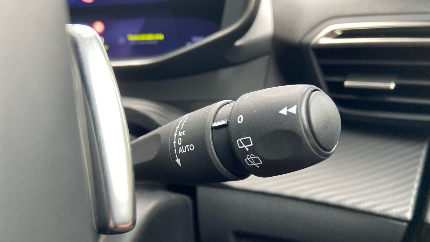 Used Peugeot 2008 2025 for sale - 76033036: Photo 28