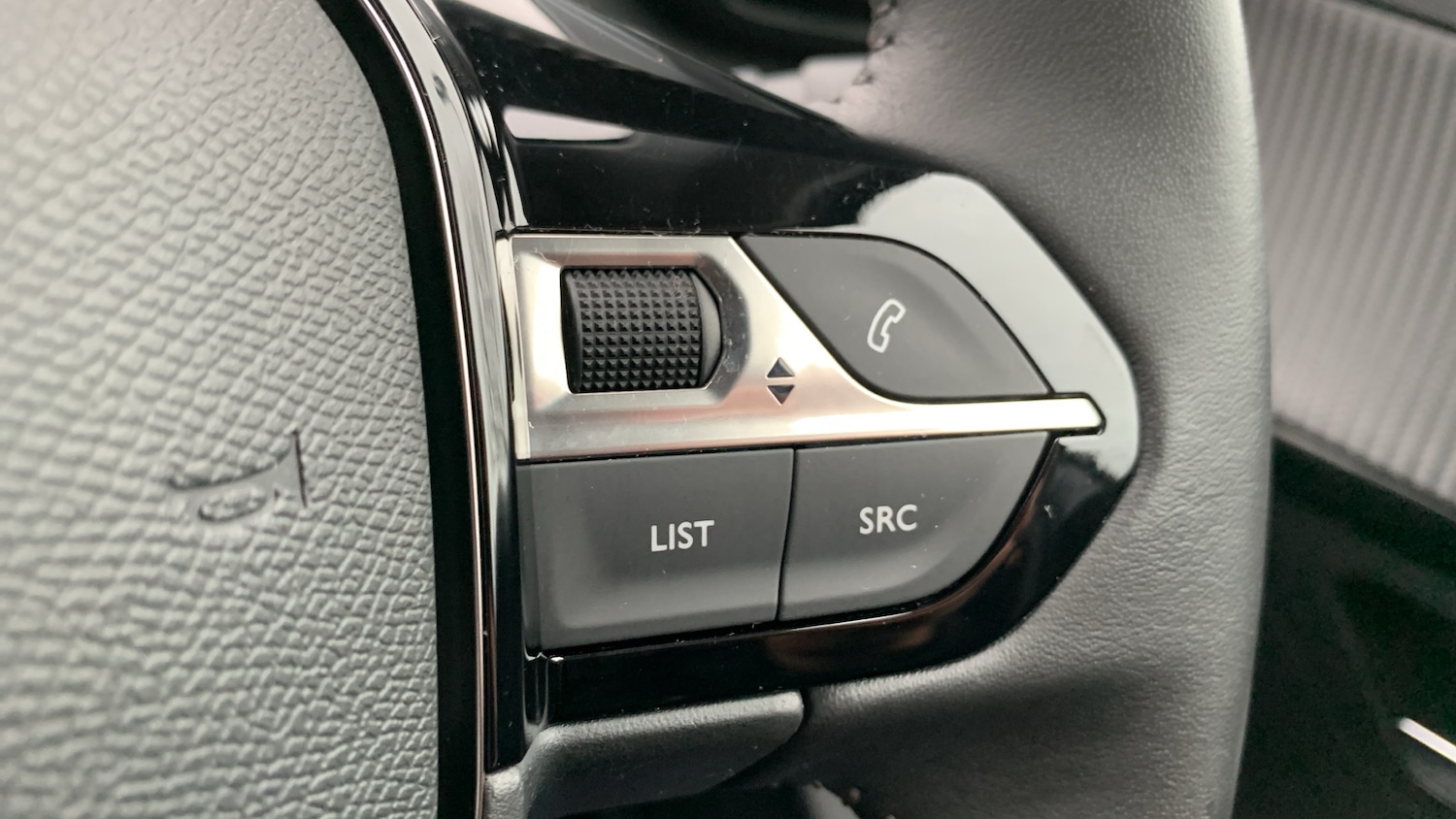 Used Peugeot 208 2022 for sale - 76574285: Photo 24