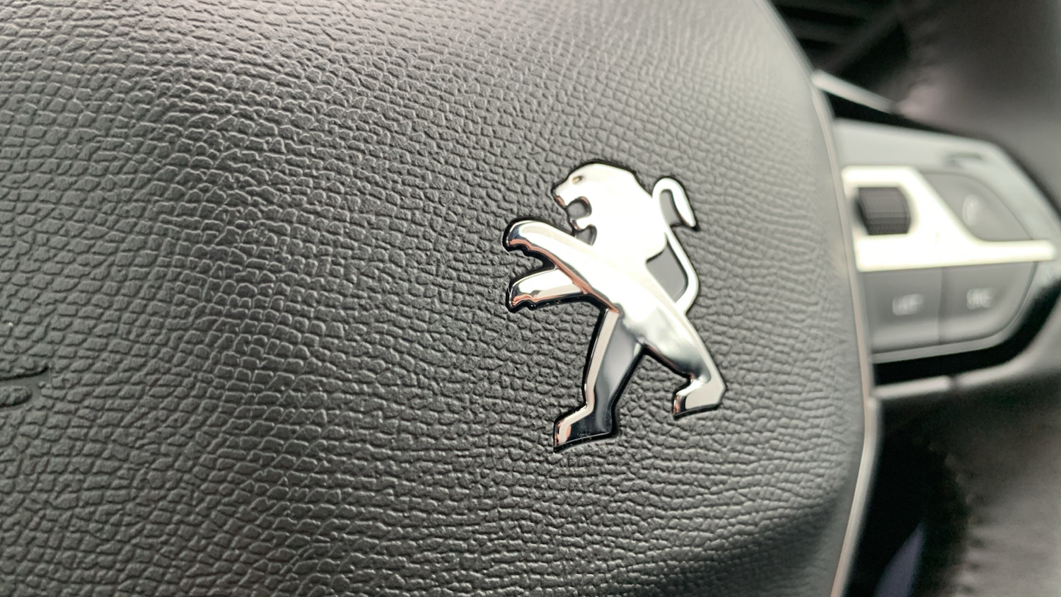 Used Peugeot 208 2022 for sale - 76574285: Photo 44