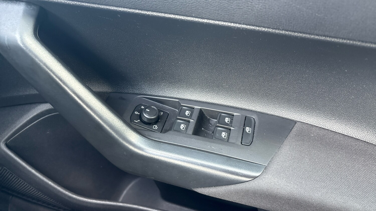 Used Volkswagen Polo 2023 for sale - 76110286: Photo 22