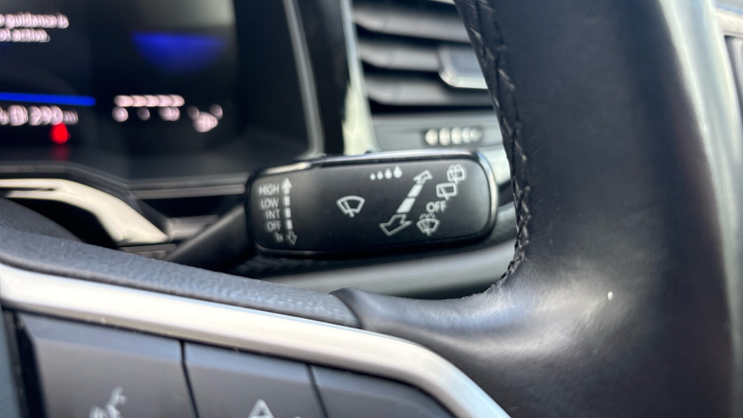 Used Volkswagen Polo 2023 for sale - 76110286: Photo 40