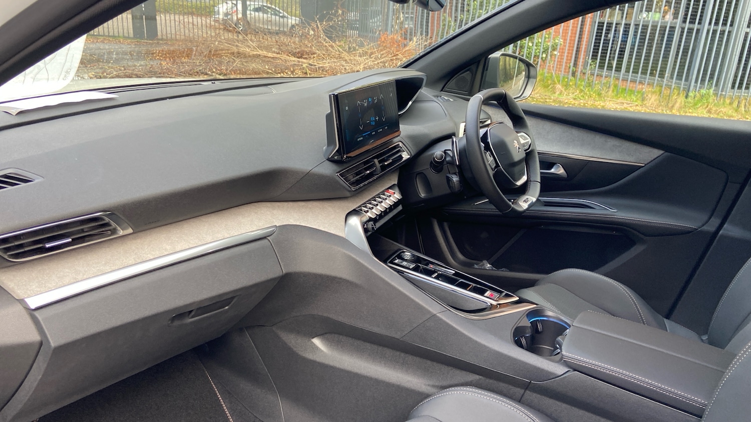 Used Peugeot 5008 2024 for sale - 76338275: Photo 12