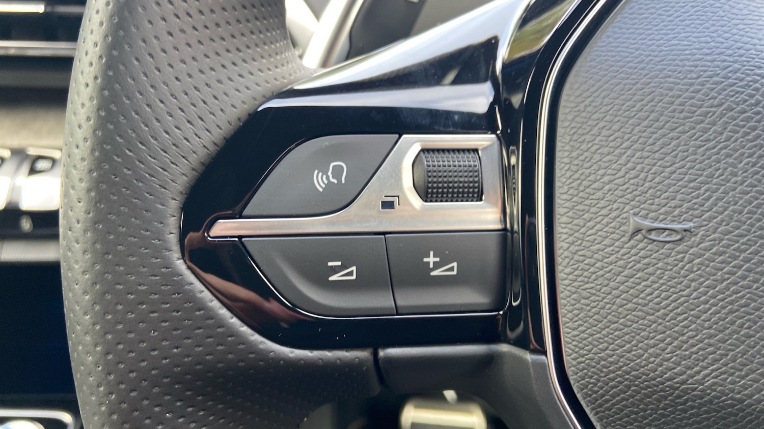 Used Peugeot 5008 2024 for sale - 76338275: Photo 23