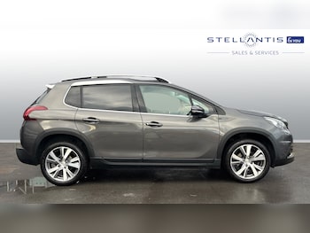 Used Peugeot 2008 2017 for sale - 77268742: Photo