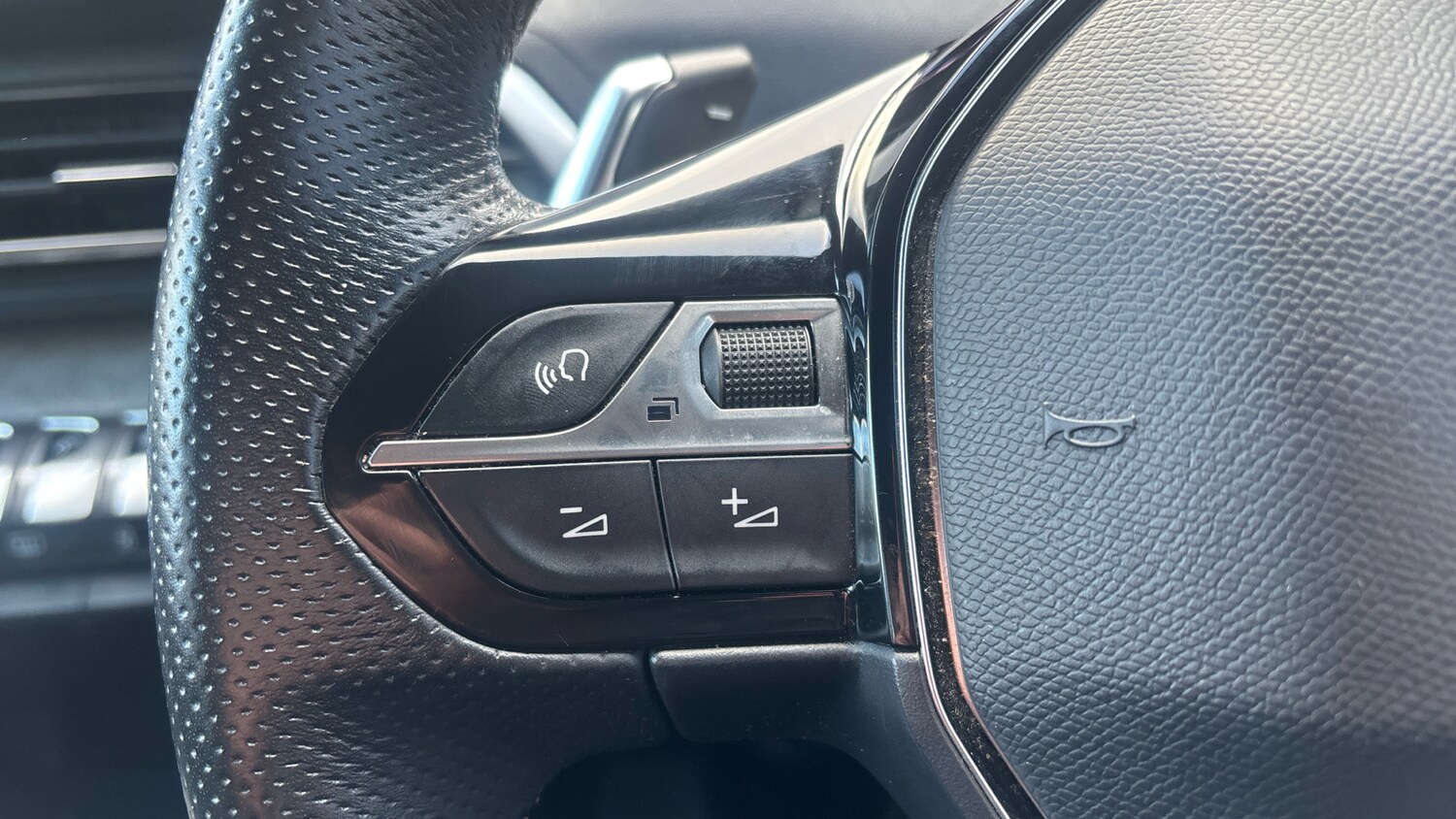 Used Peugeot 3008 2022 for sale - 77809563: Photo 23