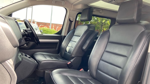 Used Peugeot Traveller 2021 for sale - 76095550: Photo 42