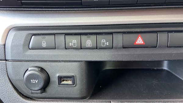 Used Peugeot Traveller 2021 for sale - 76095550: Photo 49