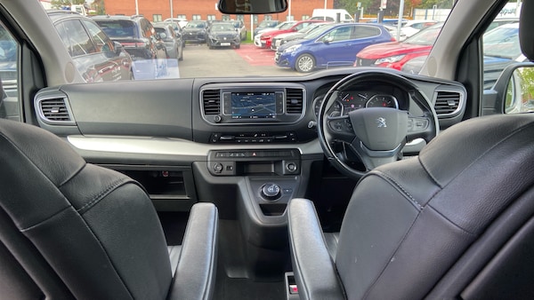 Used Peugeot Traveller 2021 for sale - 76095550: Photo 4