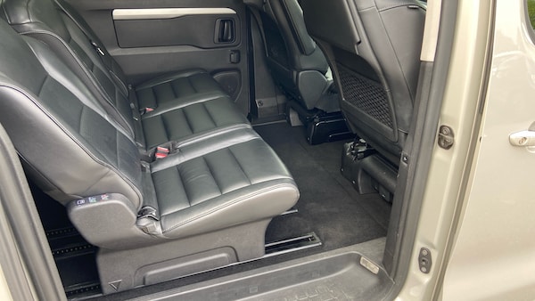 Used Peugeot Traveller 2021 for sale - 76095550: Photo 51