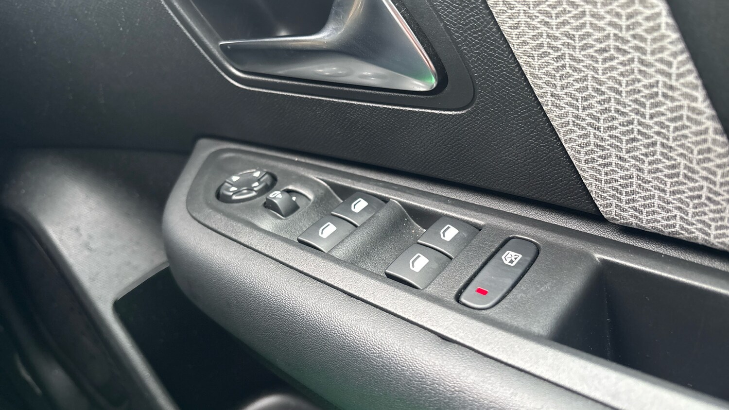 Used Citroen C4 2022 for sale - 77018075: Photo 22