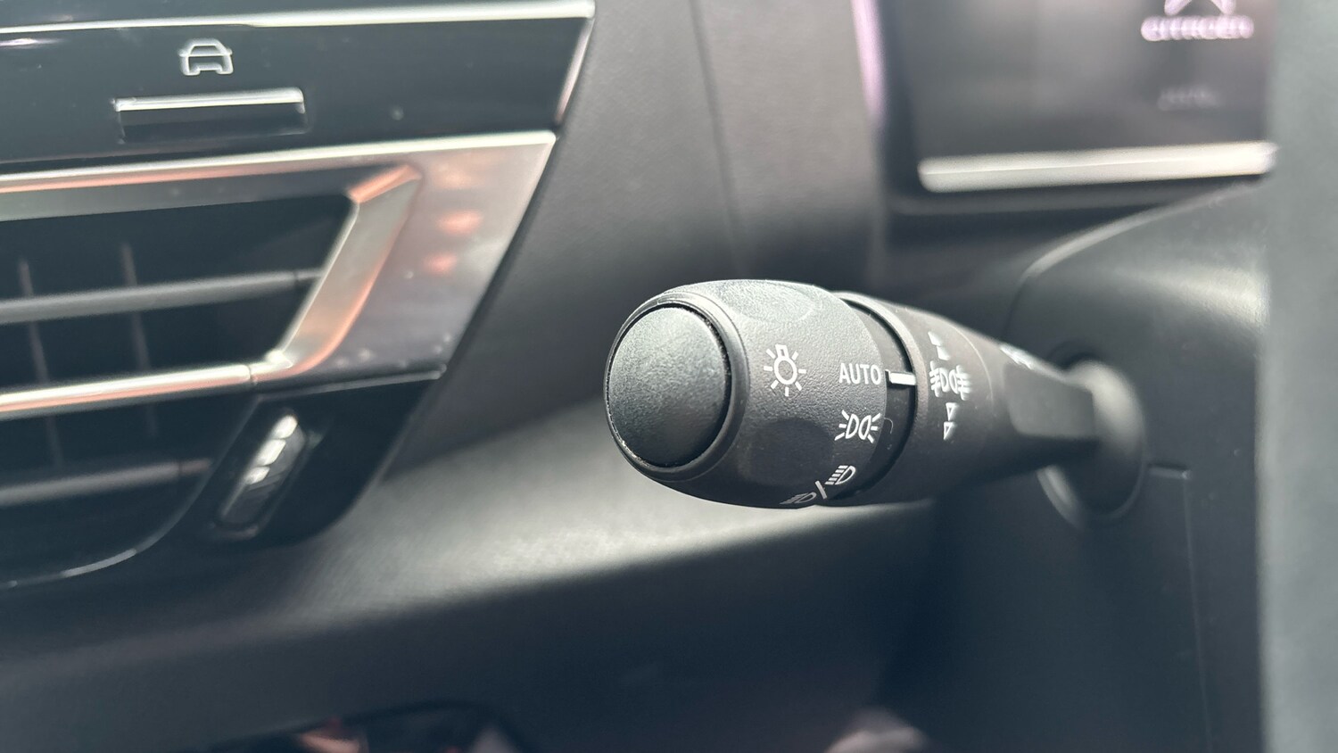 Used Citroen C4 2022 for sale - 77018075: Photo 26