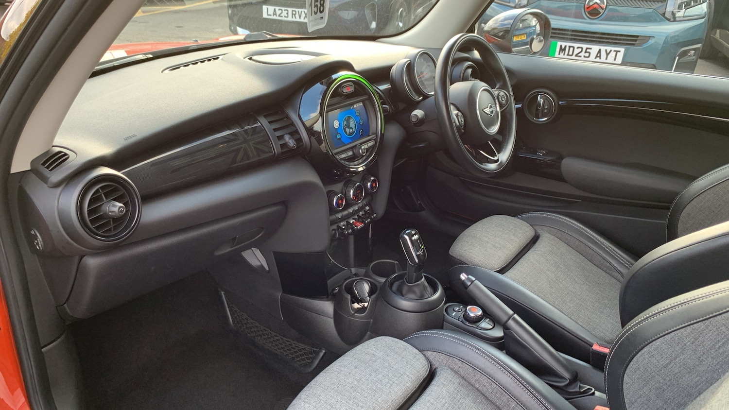 Used MINI Hatch 2018 for sale - 76271386: Photo 12