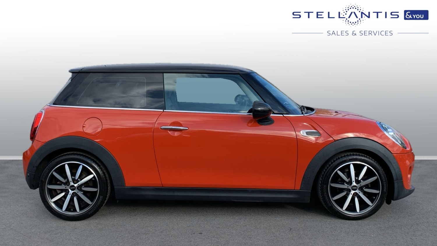 Used MINI Hatch 2018 for sale - 76271386: Photo 2