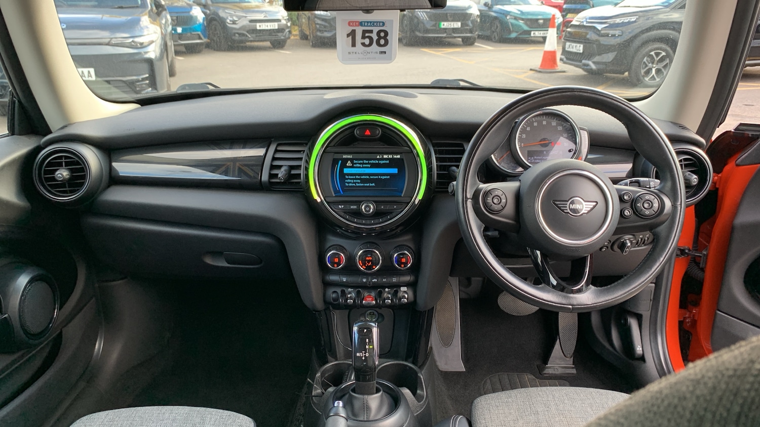 Used MINI Hatch 2018 for sale - 76271386: Photo 4