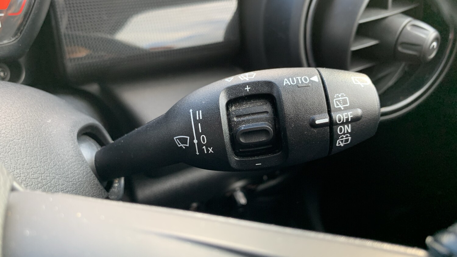 Used MINI Hatch 2018 for sale - 76271386: Photo 42
