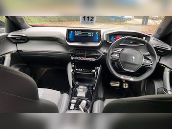 Used Peugeot 2008 2023 for sale - 76123549: Photo