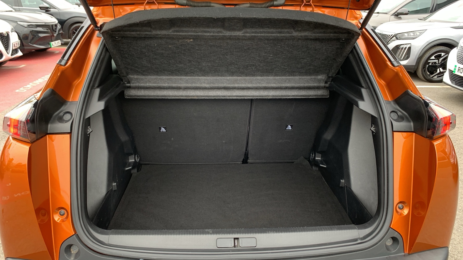 Used Peugeot 2008 2020 for sale - 76271382: Photo 19