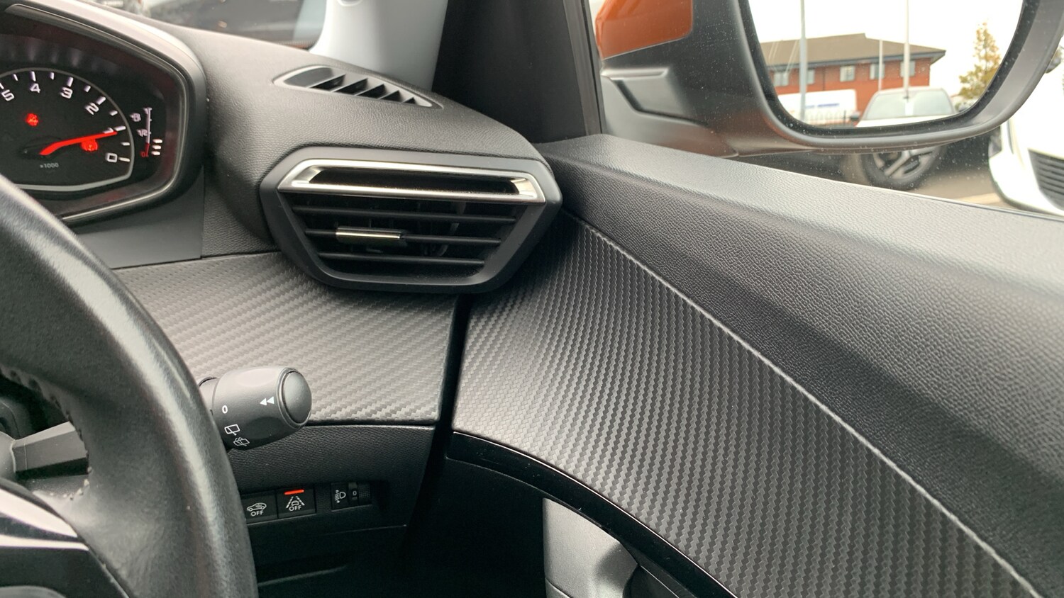 Used Peugeot 2008 2020 for sale - 76271382: Photo 44