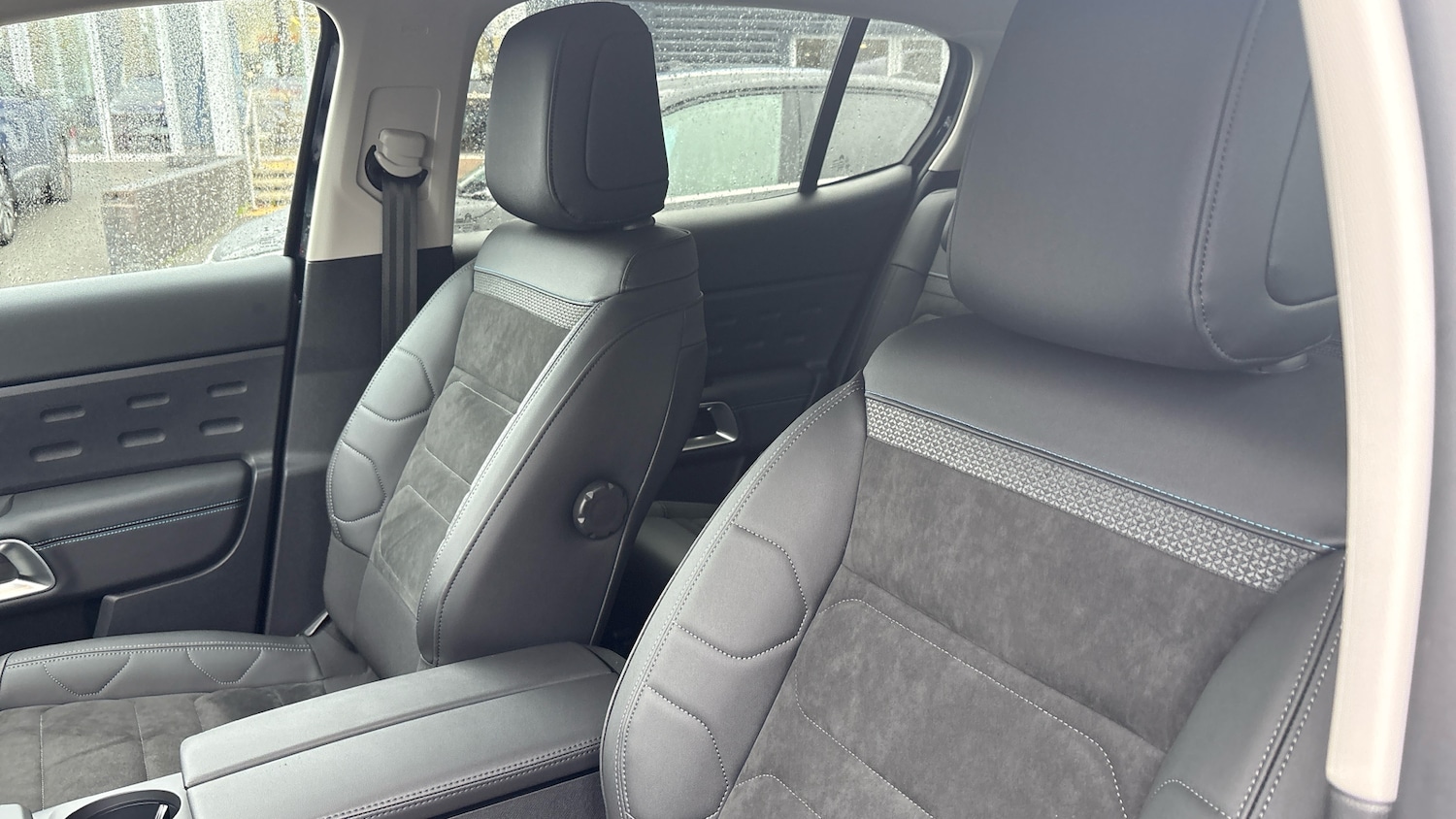 Used Citroen C5 Aircross 2025 for sale - 76702987: Photo 37