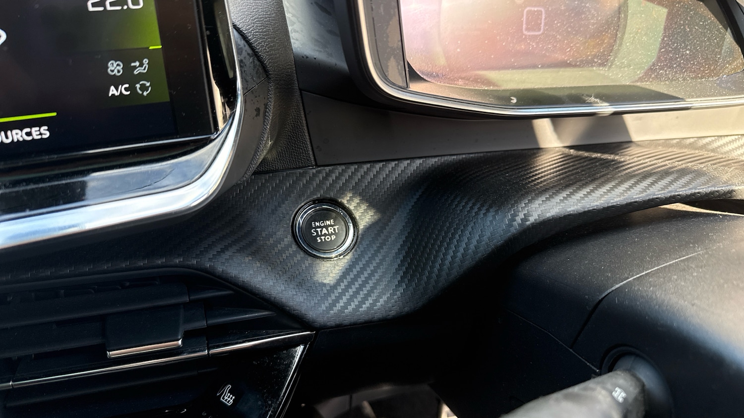 Used Peugeot 2008 2020 for sale - 76433836: Photo 40