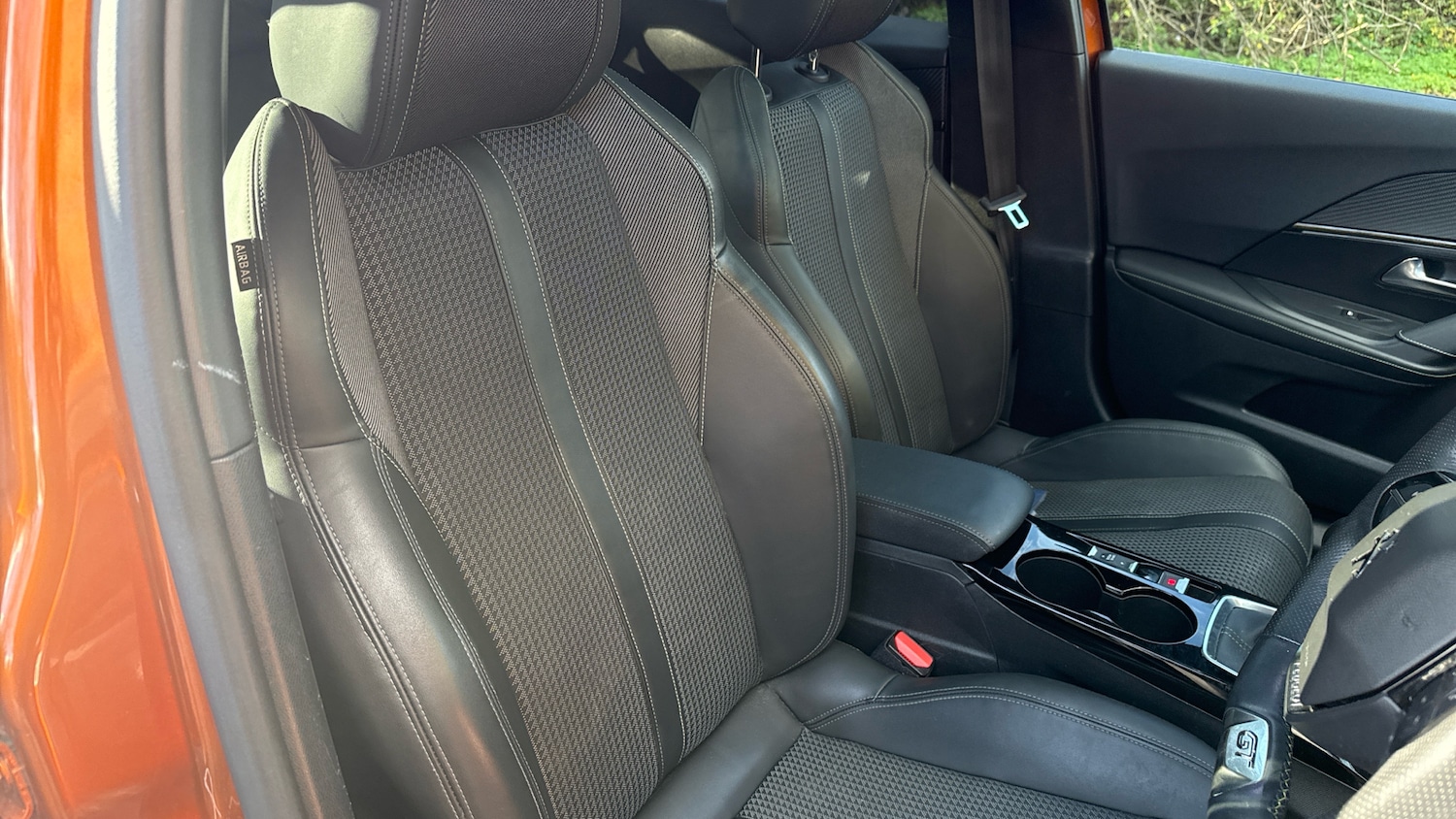 Used Peugeot 2008 2020 for sale - 76433836: Photo 42