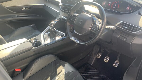 Used Peugeot 5008 2021 for sale - 76110326: Photo 11