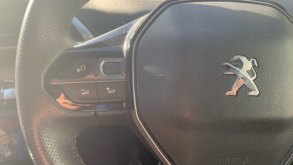 Used Peugeot 5008 2021 for sale - 76110326: Photo 23