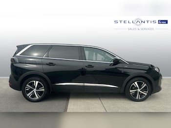 Used Peugeot 5008 2021 for sale - 76110326: Photo 2