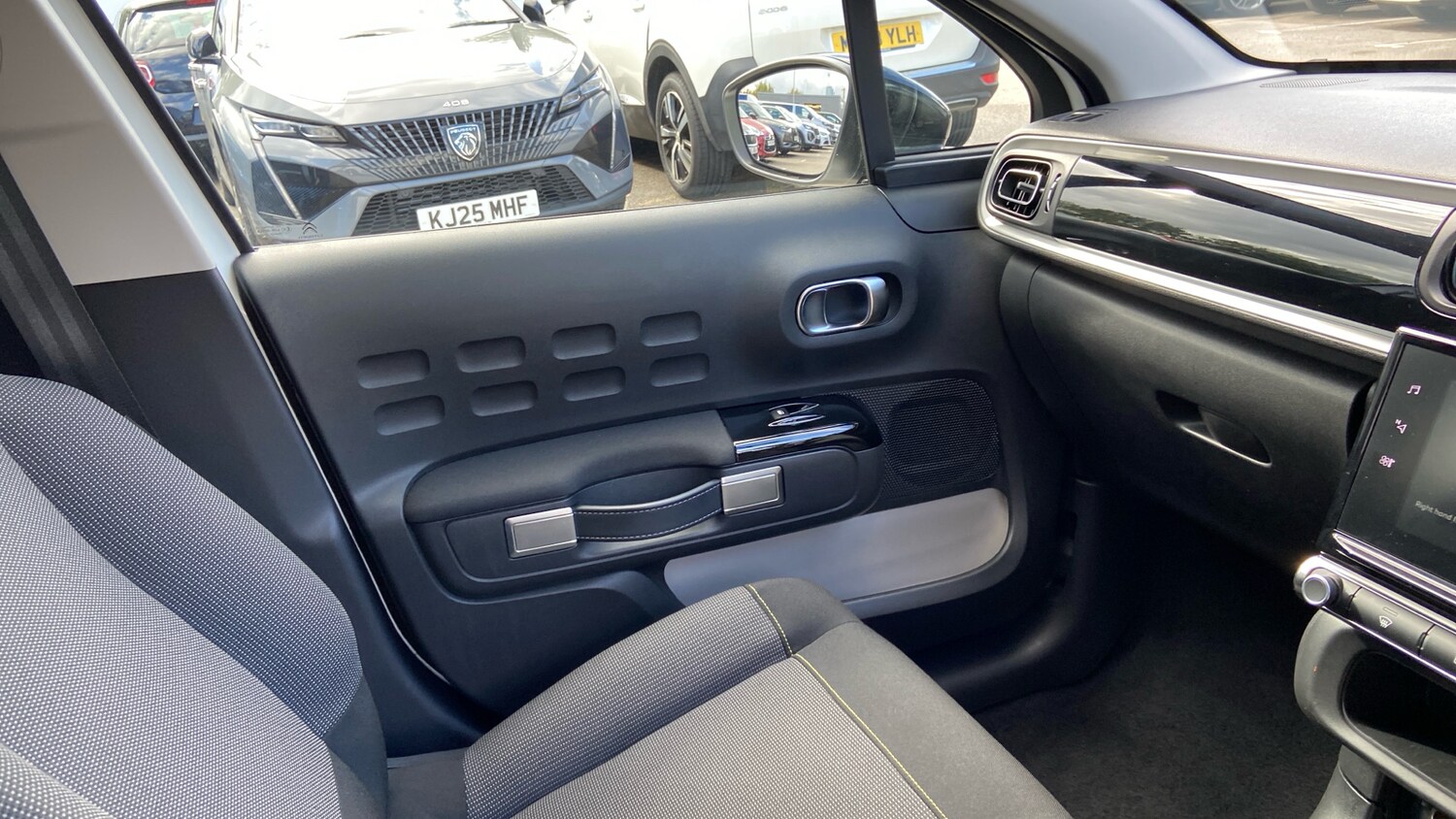 Used Citroen C3 2024 for sale - 76033021: Photo 40