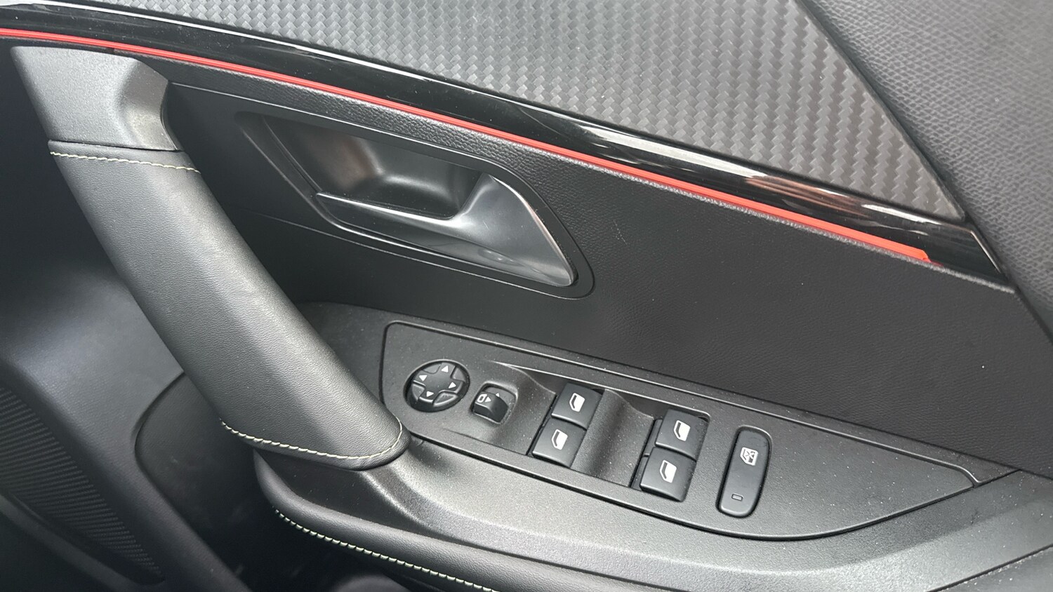 Used Peugeot 2008 2020 for sale - 76433812: Photo 22