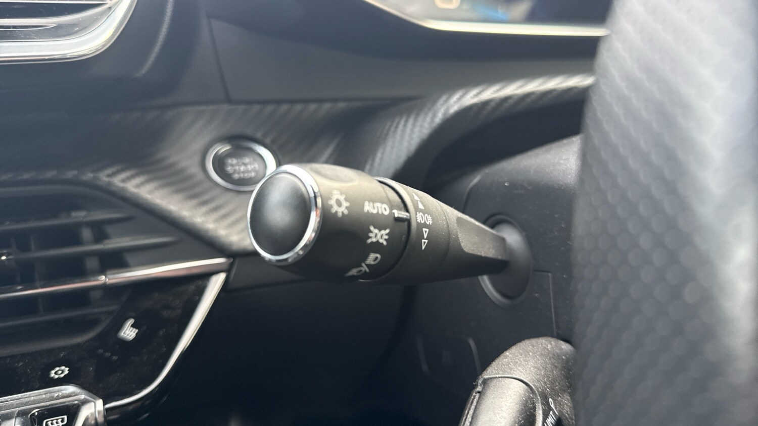 Used Peugeot 2008 2020 for sale - 76433812: Photo 27