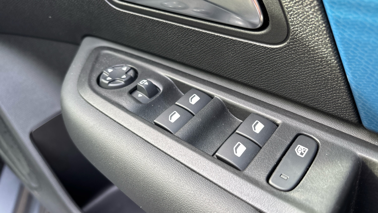 Used Citroen C4 X 2023 for sale - 77569778: Photo 22