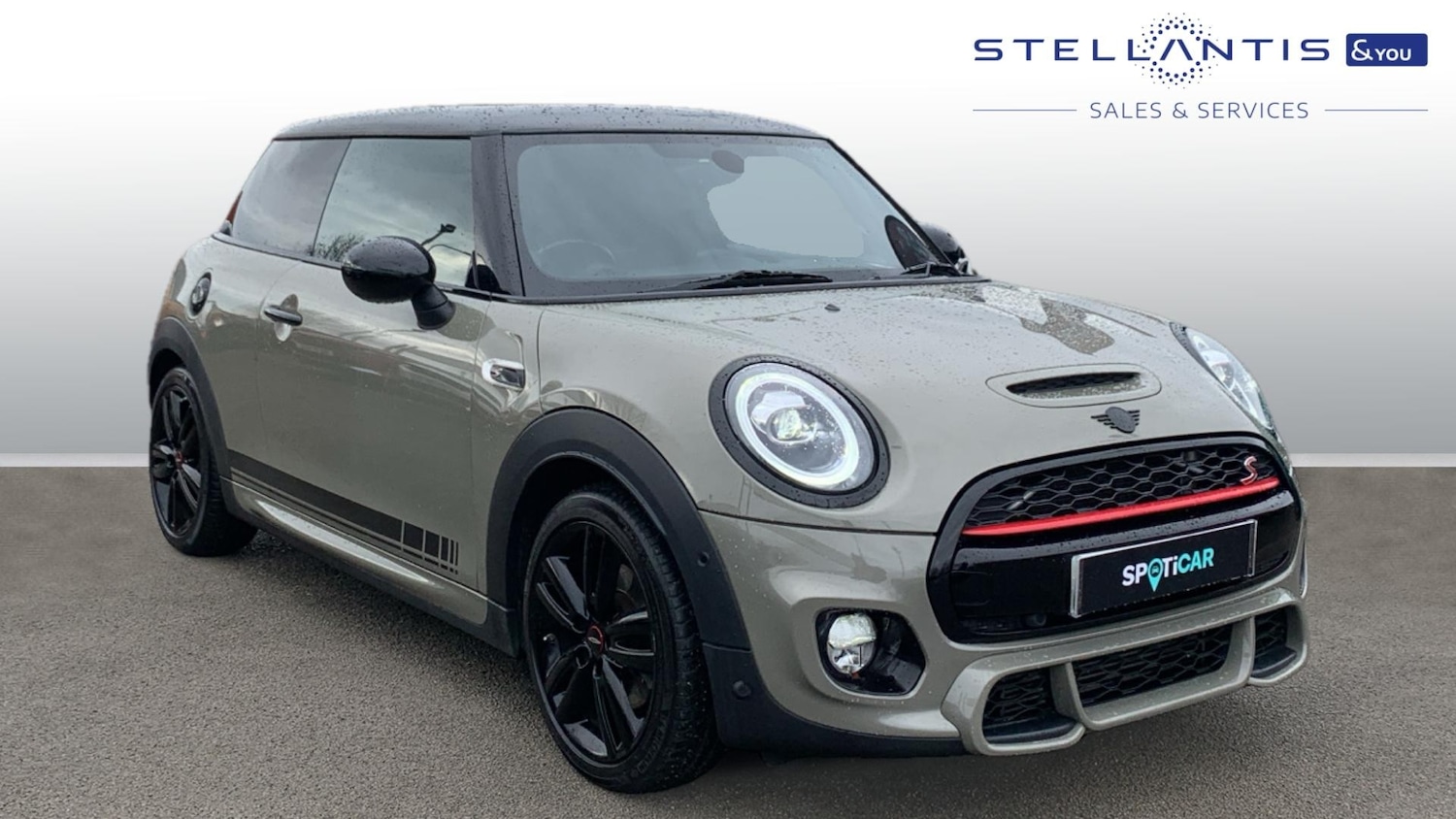 Used MINI Hatch 2019 for sale - 76574423: Photo 1