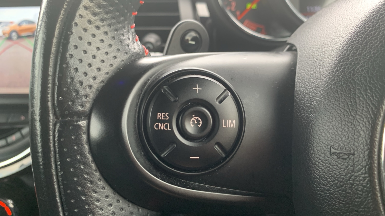 Used MINI Hatch 2019 for sale - 76574423: Photo 23