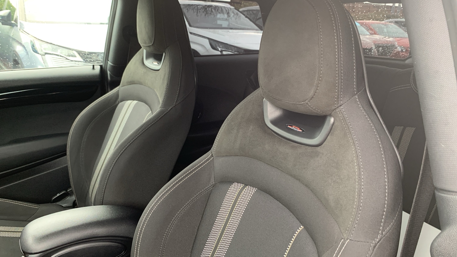 Used MINI Hatch 2019 for sale - 76574423: Photo 41