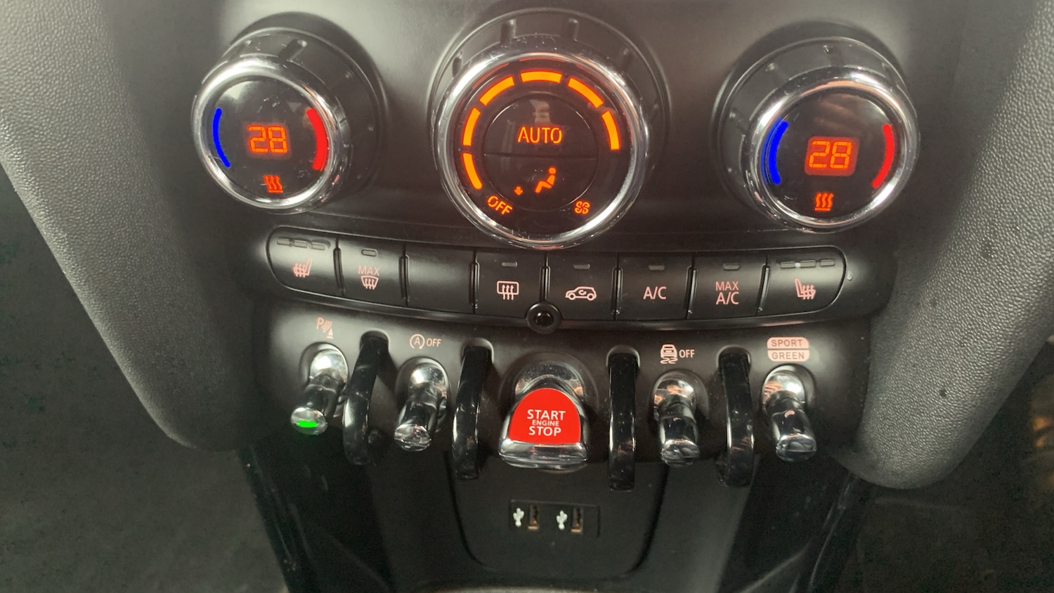 Used MINI Hatch 2019 for sale - 76574423: Photo 54