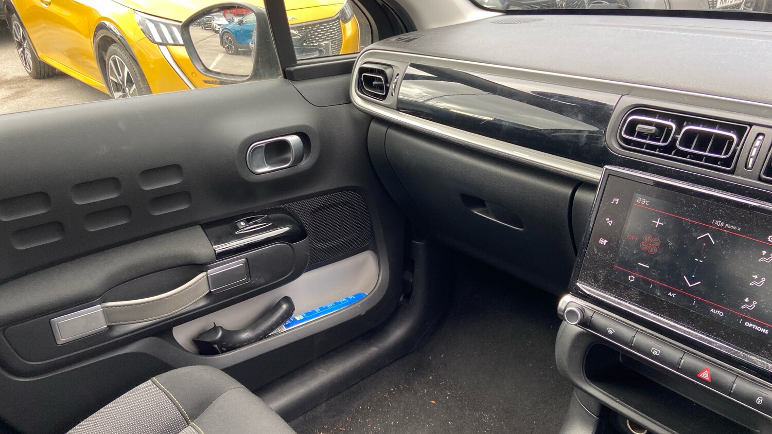 Used Citroen C3 2018 for sale - 76315614: Photo 18