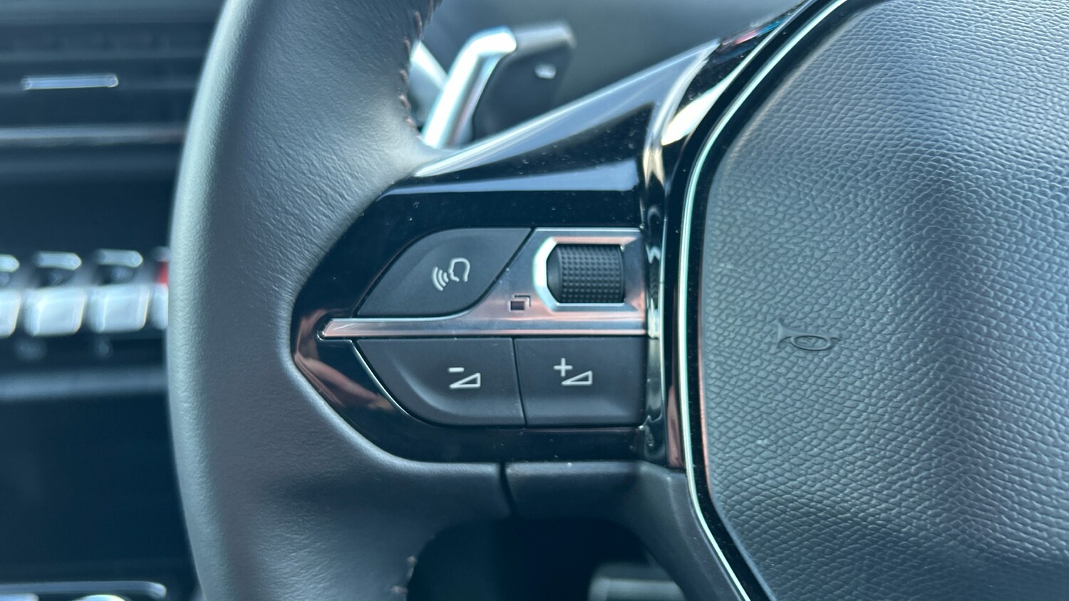 Used Peugeot 3008 2024 for sale - 76433778: Photo 23