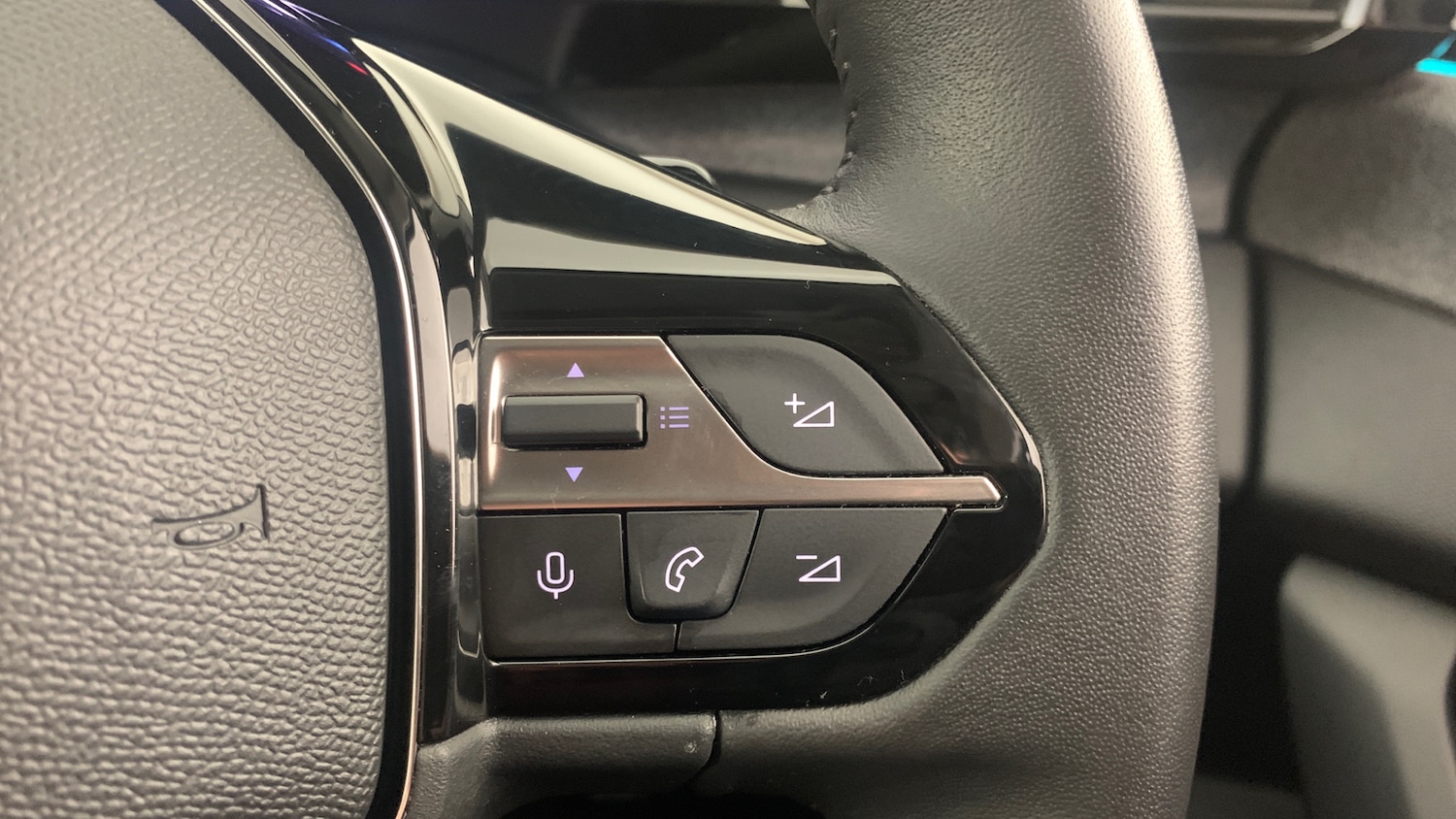 Used Peugeot 308 2022 for sale - 77092077: Photo 18