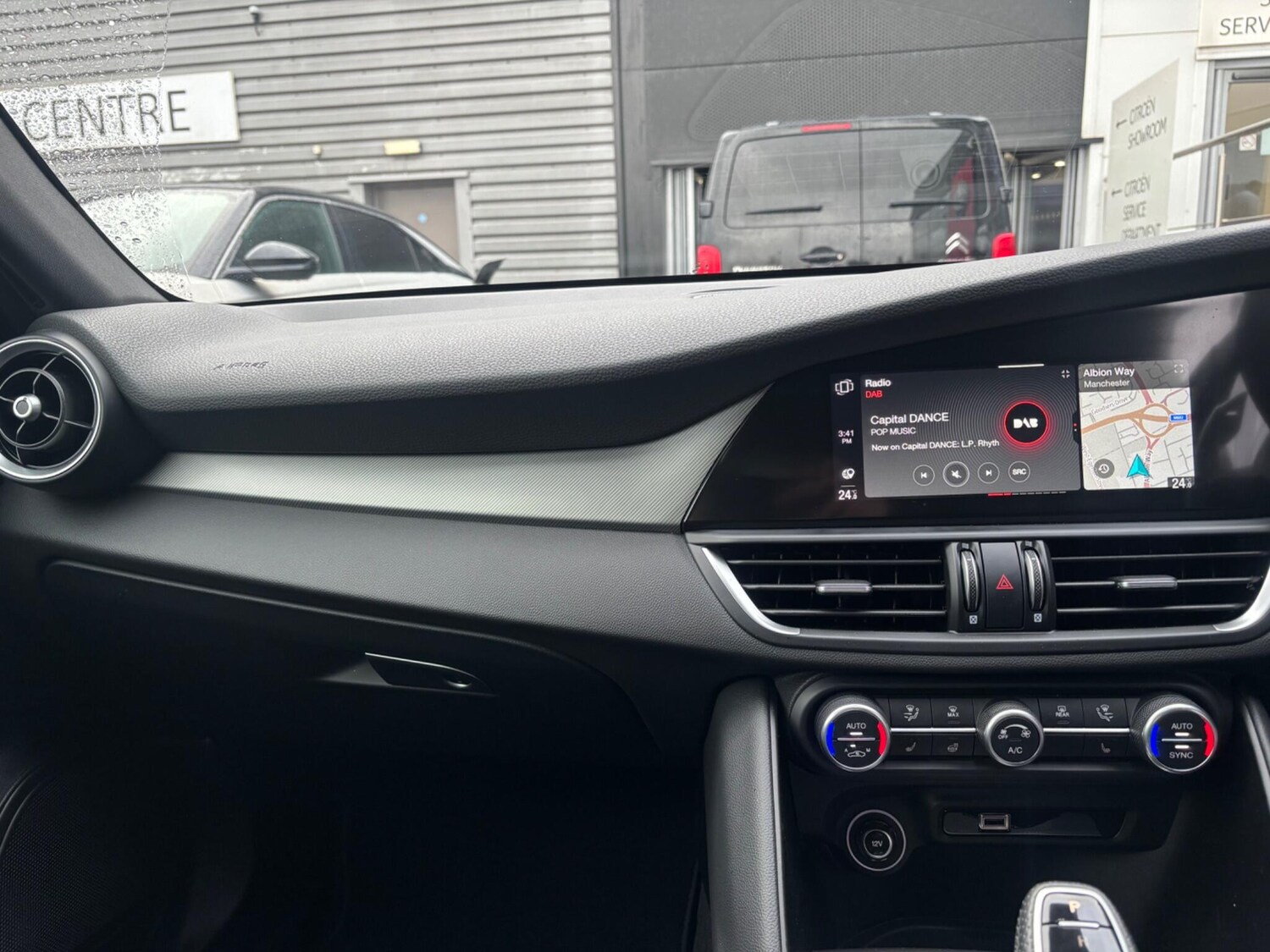 Used Alfa Romeo Giulia 2025 for sale - 77525624: Photo 10