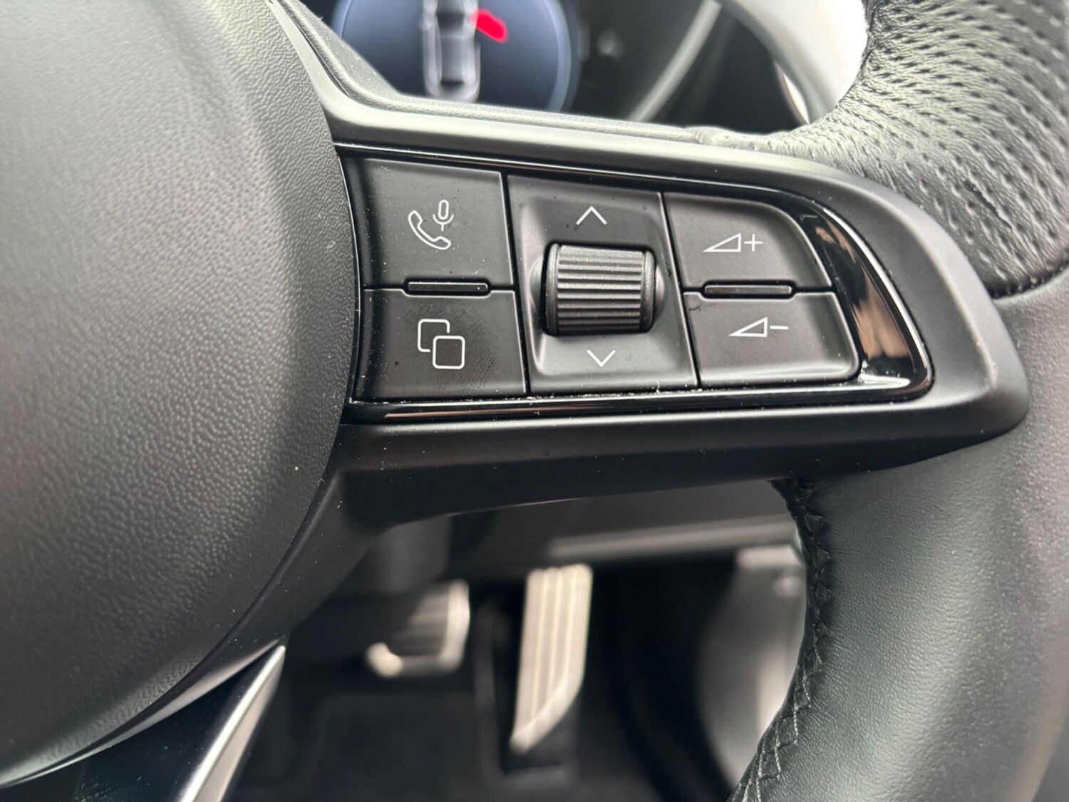 Used Alfa Romeo Giulia 2025 for sale - 77525624: Photo 21