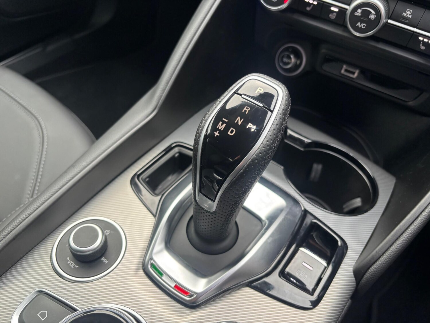 Used Alfa Romeo Giulia 2025 for sale - 77525624: Photo 22