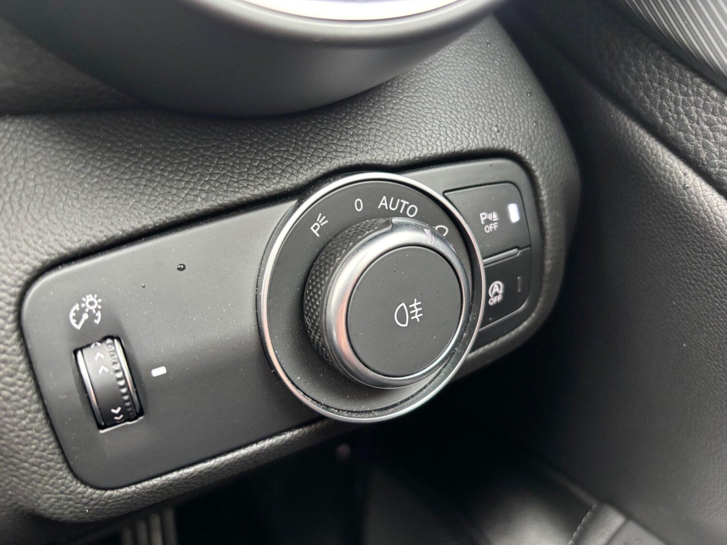 Used Alfa Romeo Giulia 2025 for sale - 77525624: Photo 24