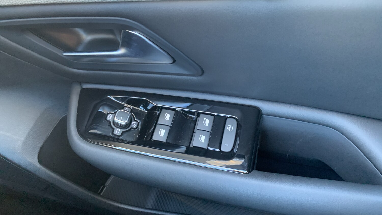 Used Citroen C5 X 2023 for sale - 76621451: Photo 23